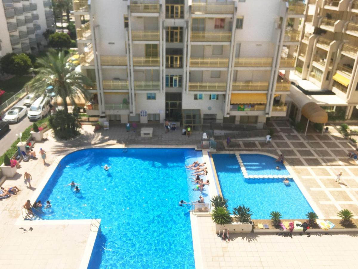 Apartamento Con Piscina En 1ª Linea De Playa En Salou Dış mekan fotoğraf