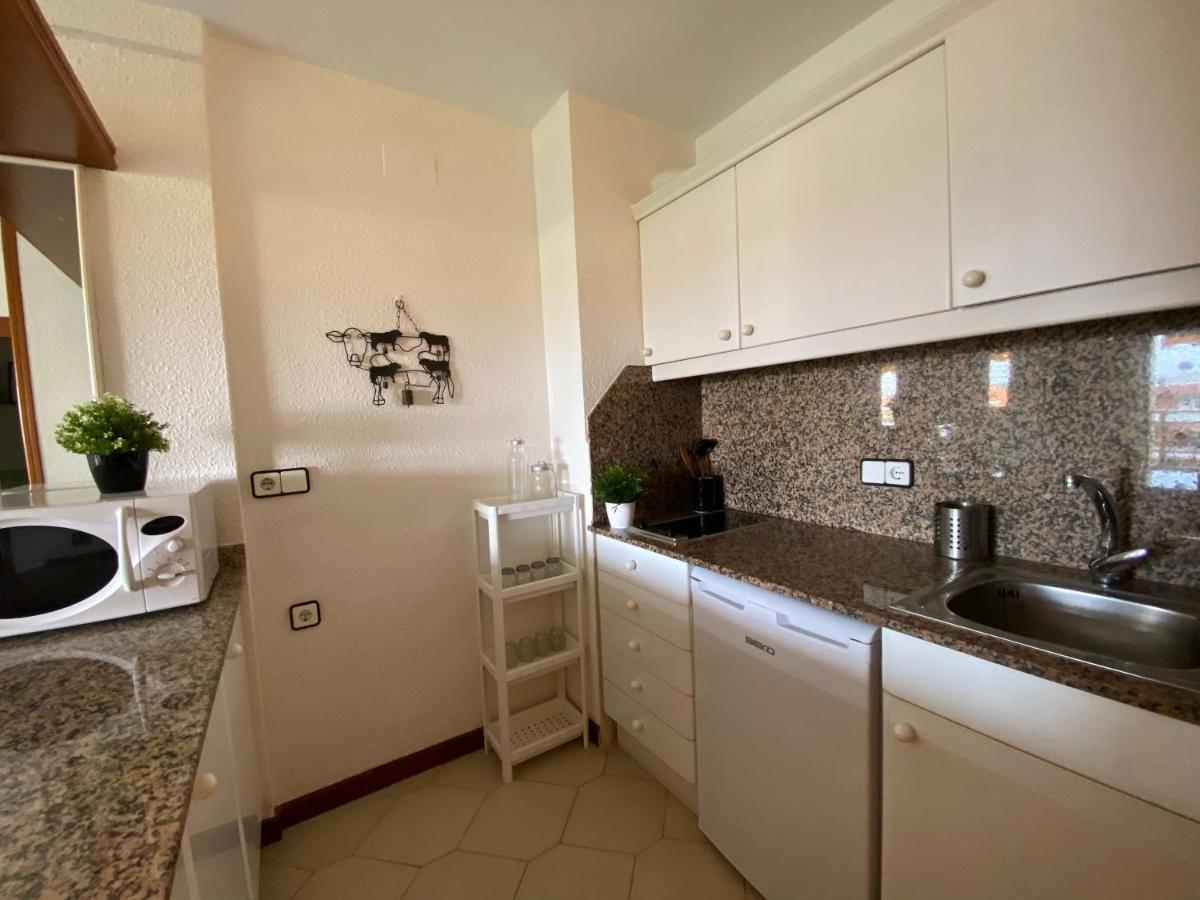 Apartamento Con Piscina En 1ª Linea De Playa En Salou Dış mekan fotoğraf