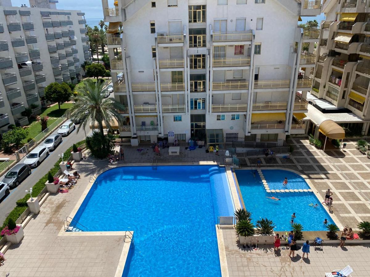Apartamento Con Piscina En 1ª Linea De Playa En Salou Dış mekan fotoğraf